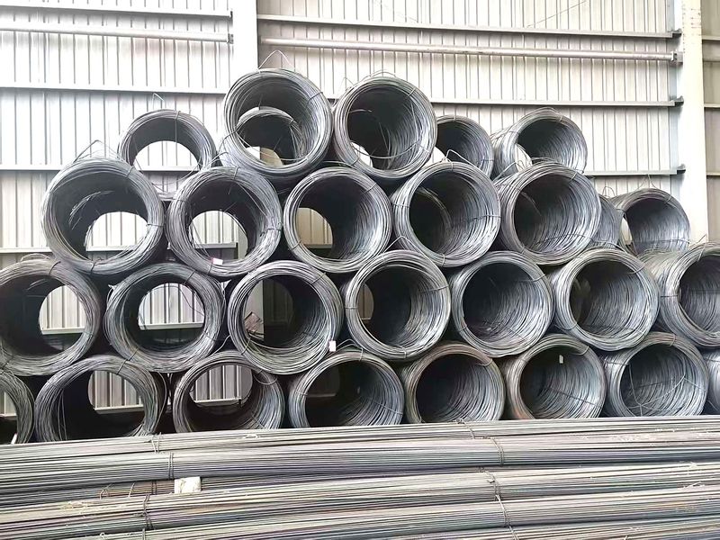 桥北大仓储盘螺卷库存实拍